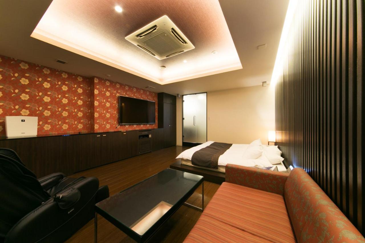 Hotel Lotus Toyonaka (Adults Only) Exteriér fotografie